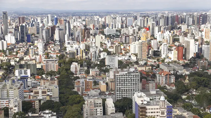 Curitiba é a terceira melhor cidade do Brasil para startups, aponta estudo internacional