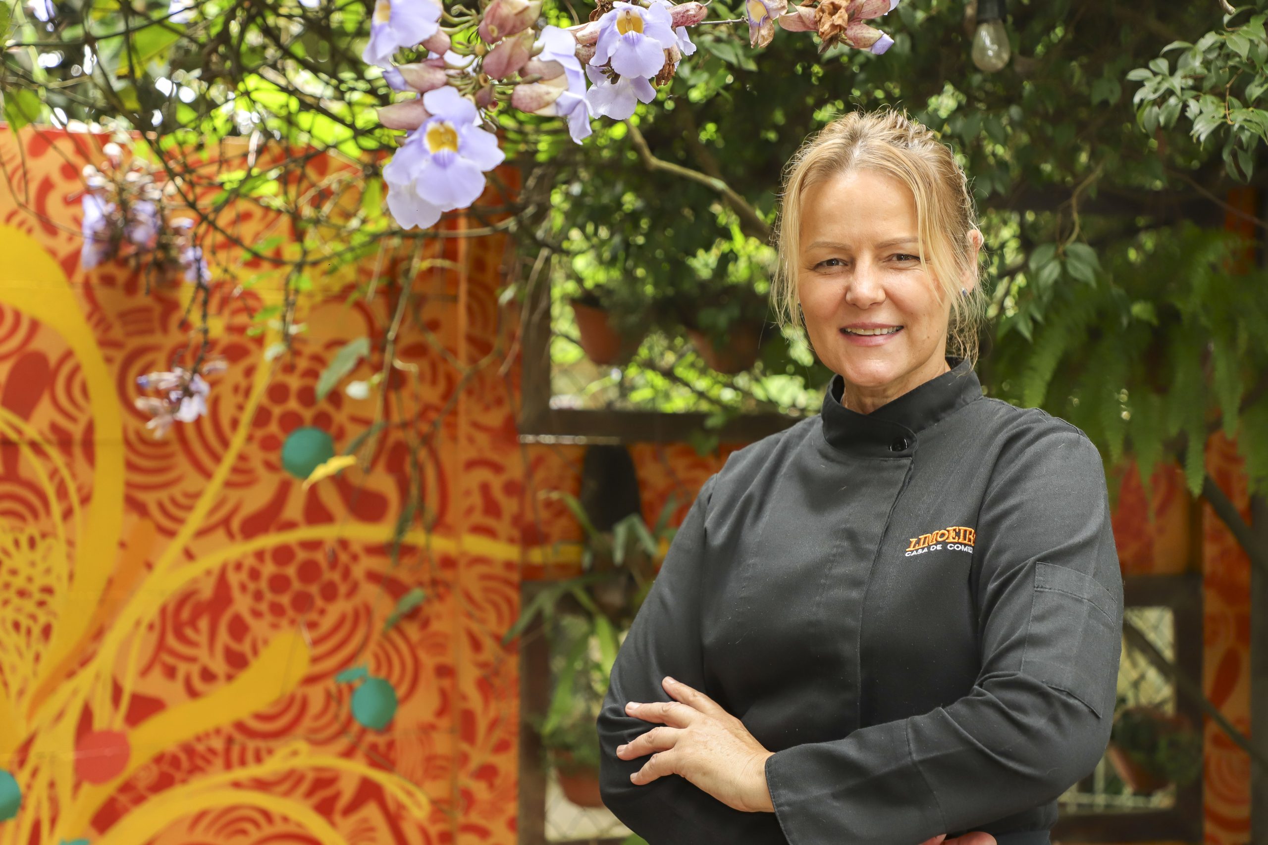 A fundadora do Limoeiro Casa de Comidas, Vania Krekniski, conquista o 3º lugar no Prêmio Empreendedora de Curitiba 2025. Curitiba, 26/02/2026. Foto: Hully Paiva/SECOM
